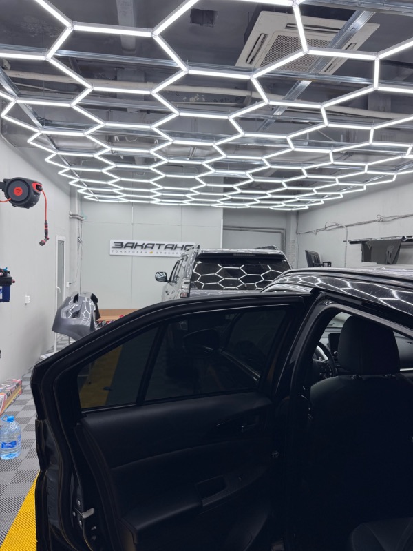 Тонировка задней полусферы Mitsubishi Eclipse Cross Llumar 5%